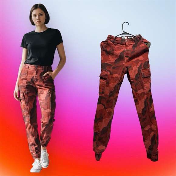 Hollister Pants - Hollister Red Camouflage Joggers